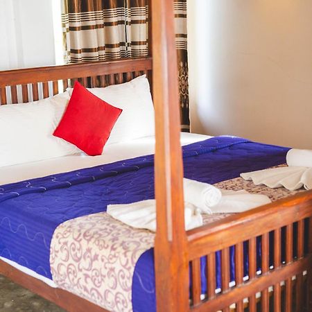 Harmony Beach Resort Tangalle Exterior photo