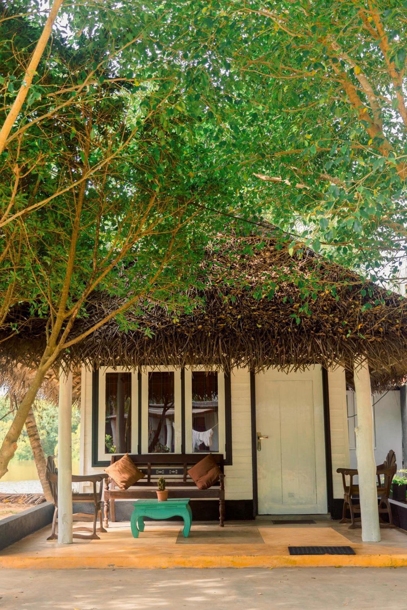 Harmony Beach Resort Tangalle Exterior photo